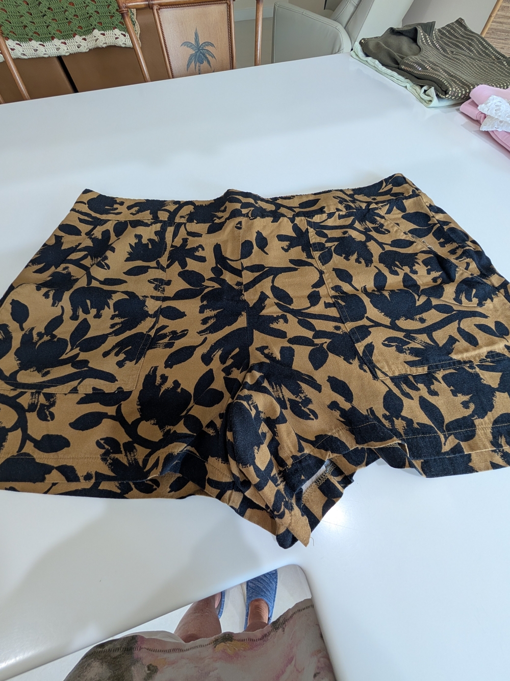 Nine West Floral Print Tan and Black Women's Casual Shorts
